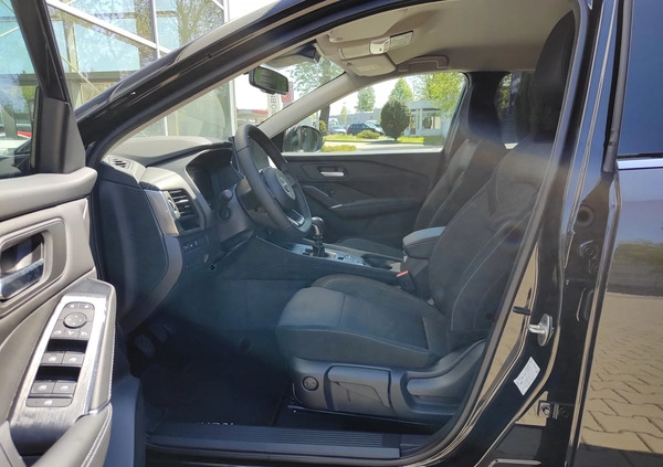 Nissan Qashqai cena 123900 przebieg: 10, rok produkcji 2022 z Pleszew małe 172